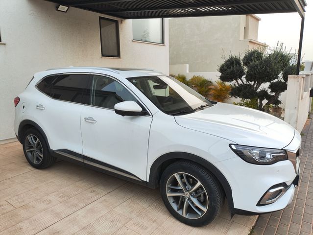 אם ג'י EHS PHEV