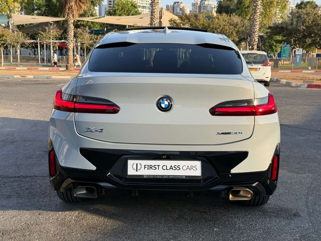 ב מ וו X4