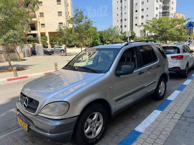 ML ML 320 אוט׳ 5 מק 3.2 (218 כ״ס)