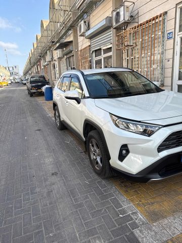 טויוטה RAV4