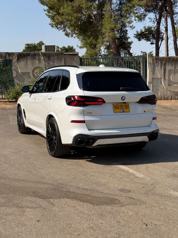 ב מ וו X5