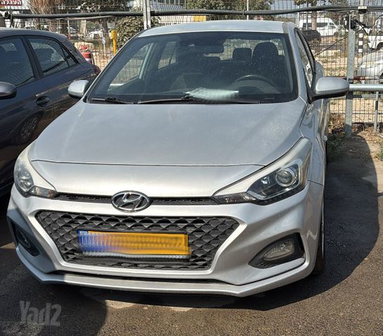 מודעת רכב יונדאי i20