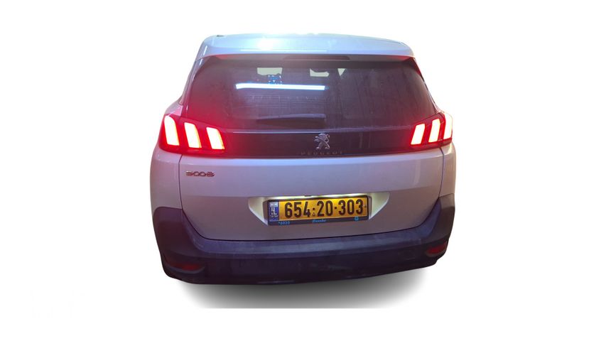 פיג'ו 5008