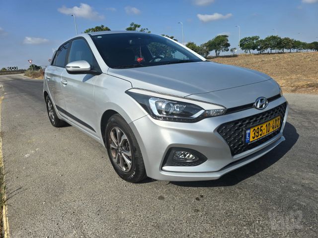 מודעת רכב יונדאי i20