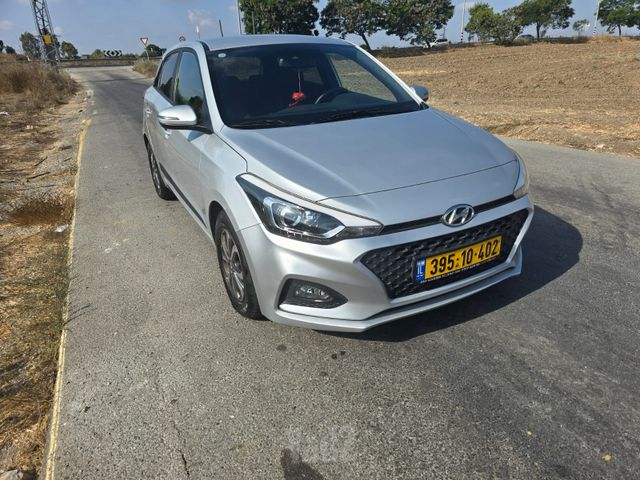 יונדאי i20