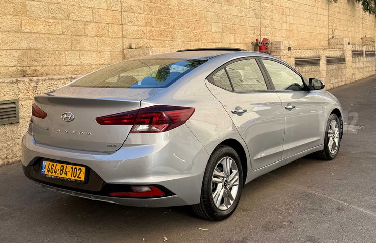 יונדאי אלנטרה