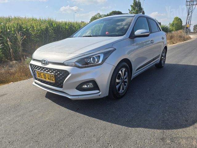 יונדאי i20