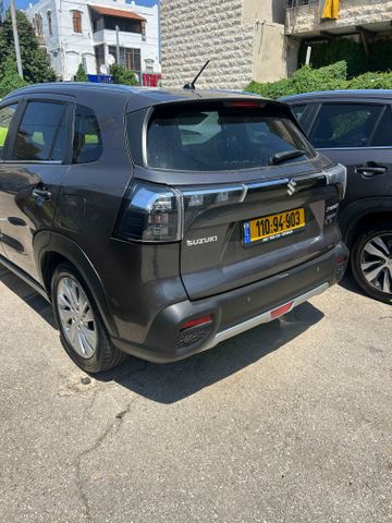 סוזוקי S-Cross