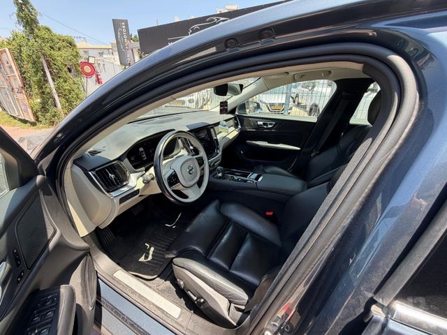 וולוו S60