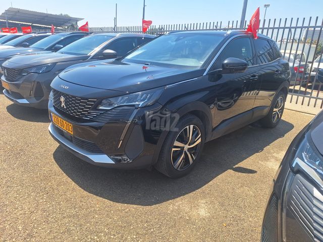 פיג'ו 3008