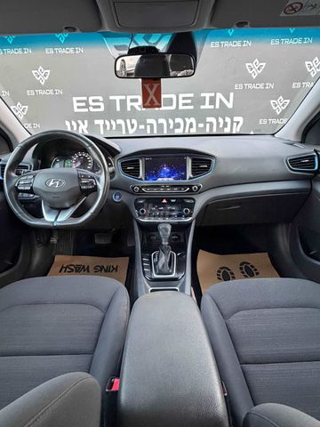 יונדאי איוניק