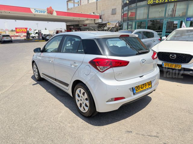 יונדאי i20