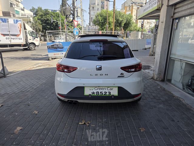 סיאט לאון