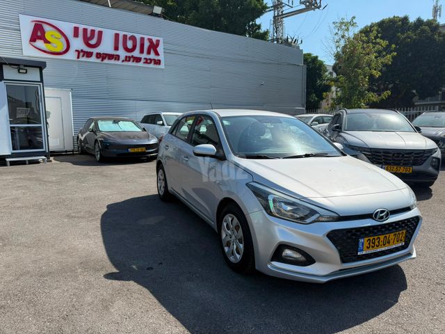 יונדאי i20