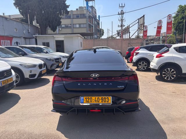 יונדאי אלנטרה
