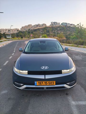 יונדאי איוניק 5