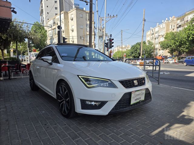 סיאט לאון
