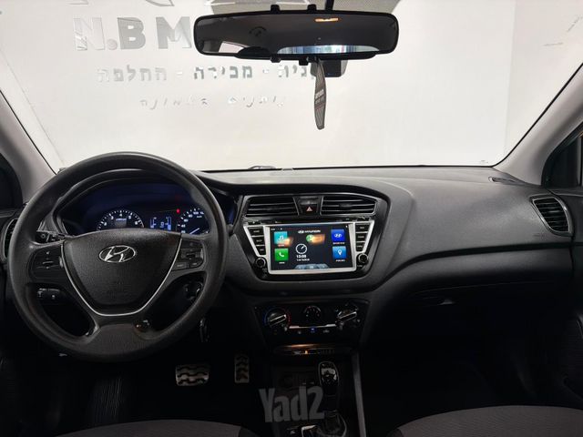 יונדאי I20 קרוס