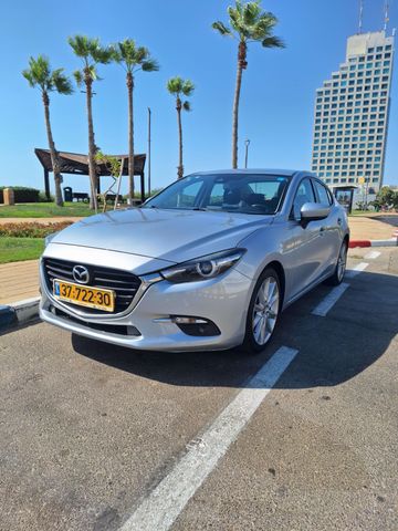 מאזדה 3