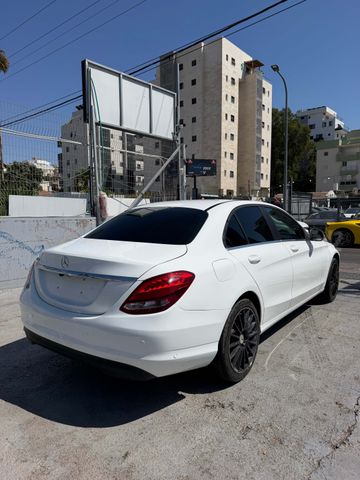 מרצדס-בנץ C-class