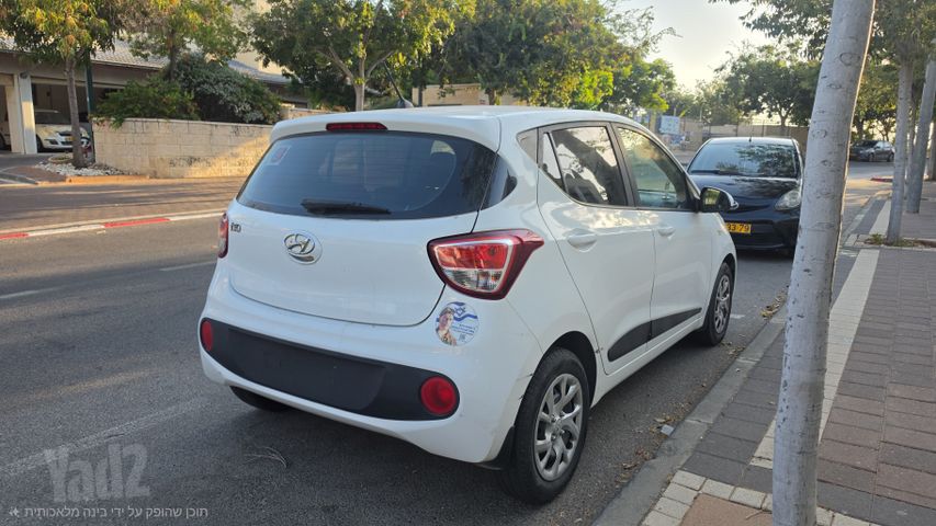 יונדאי i10