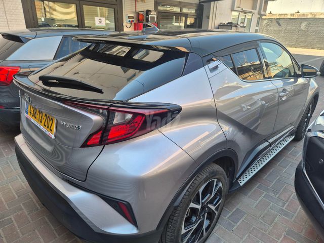 טויוטה C-HR