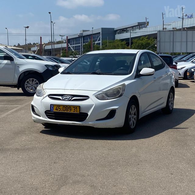 יונדאי אקסנט i25