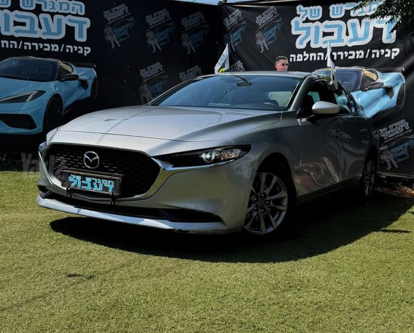 מודעת רכב מאזדה 3
