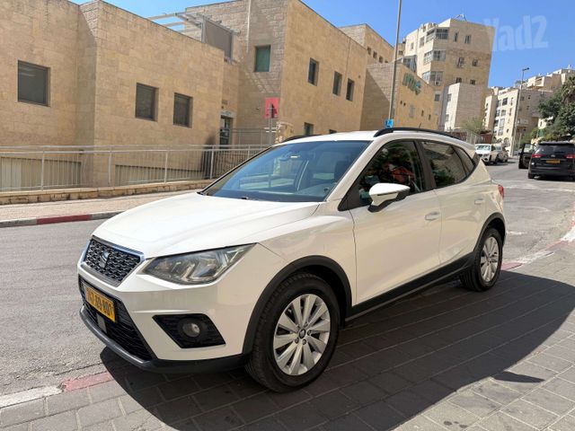 מודעת רכב סיאט ארונה