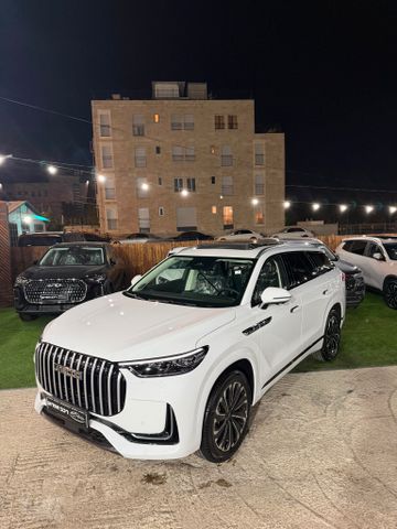 ג'אקו J8