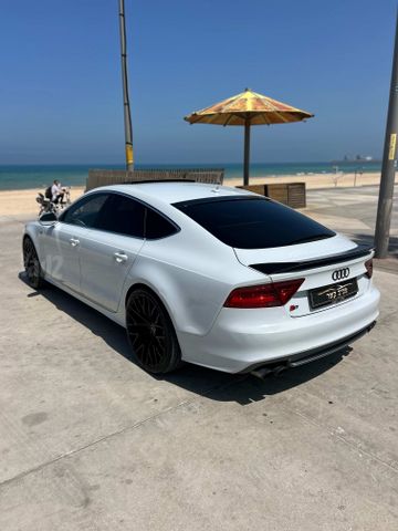 אאודי S7