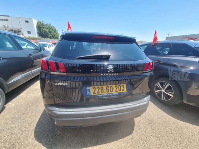 פיג'ו 3008