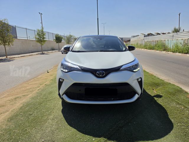 טויוטה C-HR