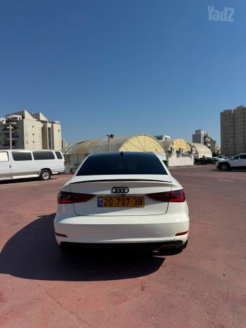 אאודי A3