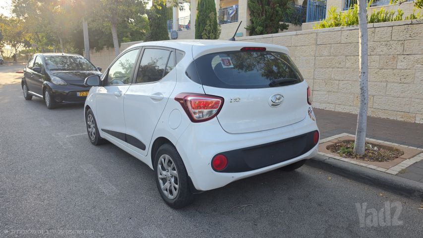 יונדאי i10