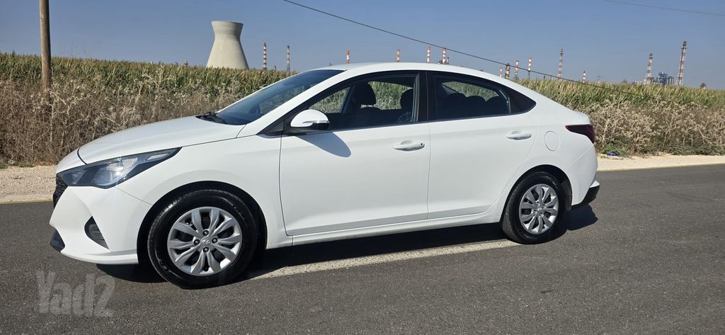 יונדאי אקסנט i25