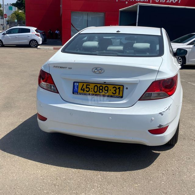 יונדאי אקסנט i25