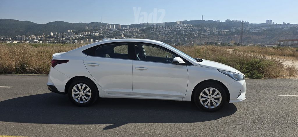 יונדאי אקסנט i25