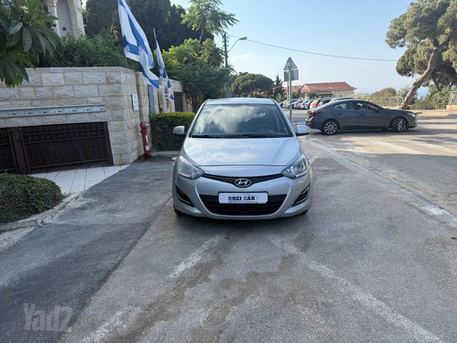 יונדאי i20