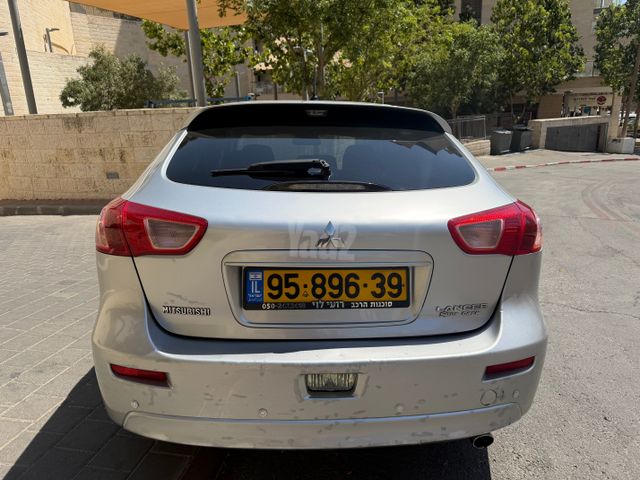 מיצובישי לנסר
