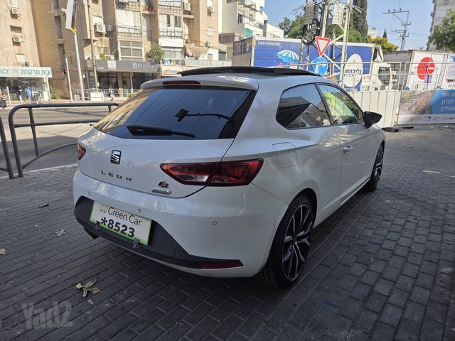 סיאט לאון