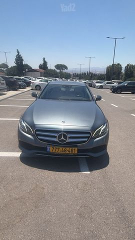 מרצדס-בנץ E-class