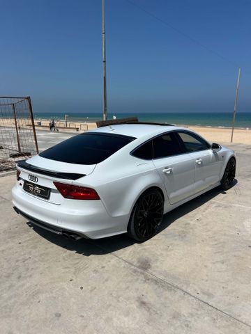 אאודי S7