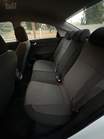 יונדאי אקסנט i25