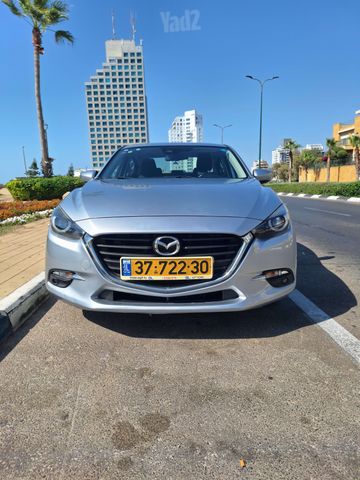 מודעת רכב מאזדה 3