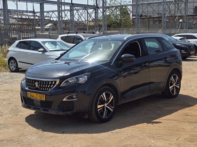 פיג'ו 3008