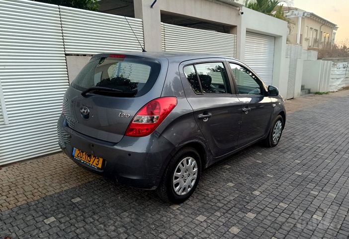 יונדאי i20