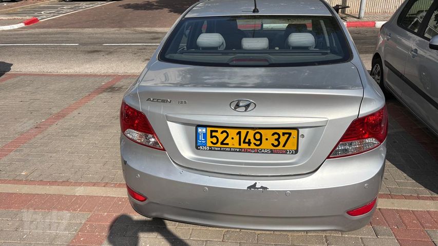 יונדאי אקסנט i25