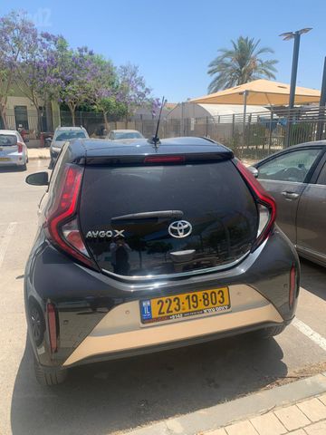 מודעת רכב טויוטה אייגו X