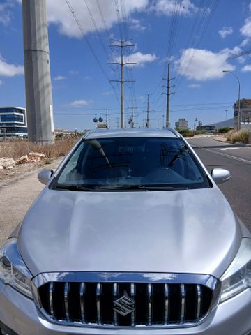 מודעת רכב סוזוקי קרוסאובר